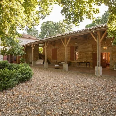 Domaine De Bertranet - D'hôtes Maison d'hôtes Tonneins